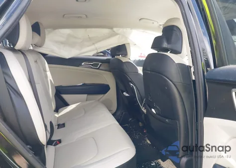 2023 Kia Sportage Hybrid Ex z USA, uszkodzony, nr VIN KNDPVCAG9P7026630